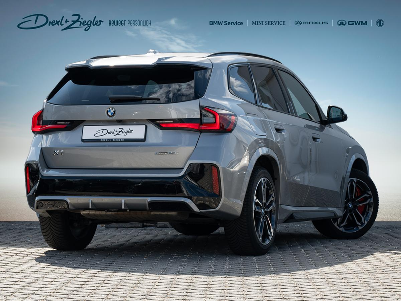 BMW X1 sDrive20i M-Sport PRO AHK PANO ACC HuD eSitze — photo 3