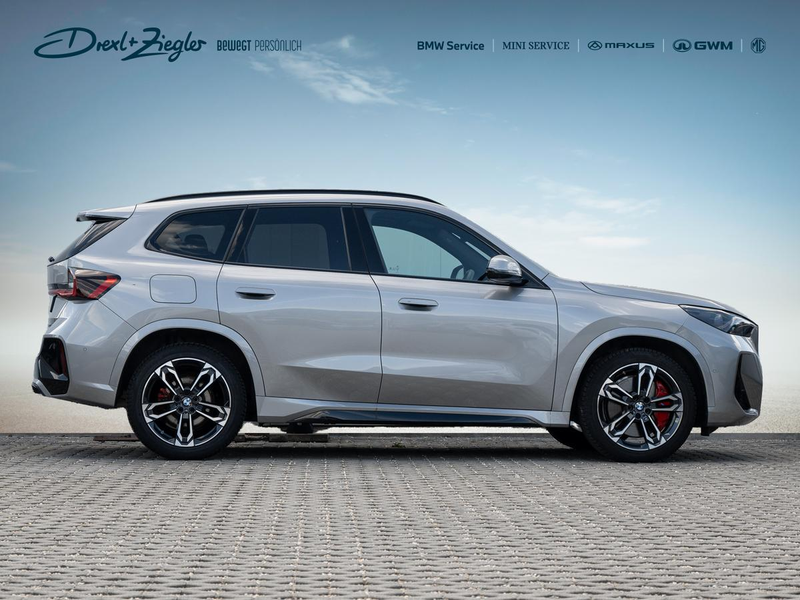 BMW X1 sDrive20i M-Sport PRO AHK PANO ACC HuD eSitze — photo 2