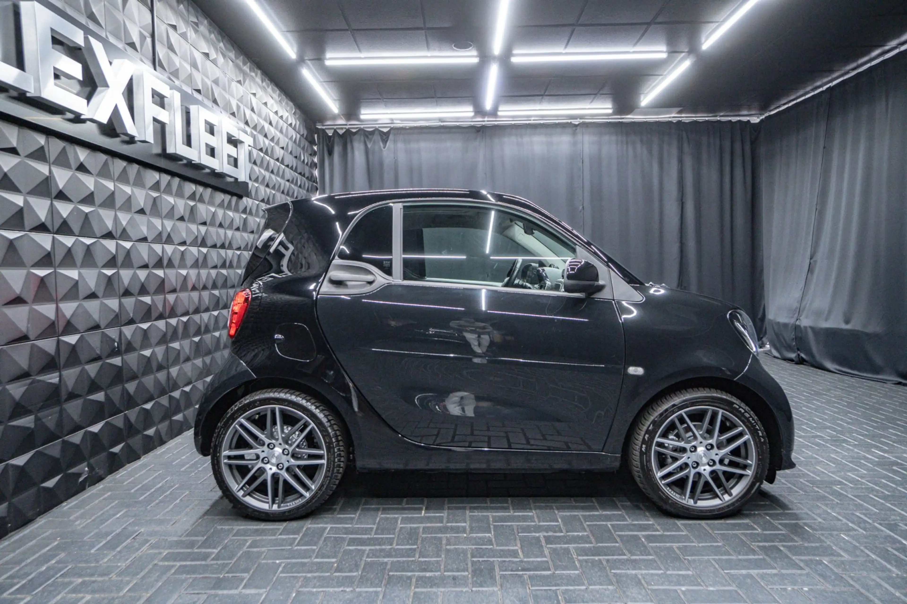 smart forTwo Brabus Xclusiv 1.Hand Klima Shz Komfort — photo 8