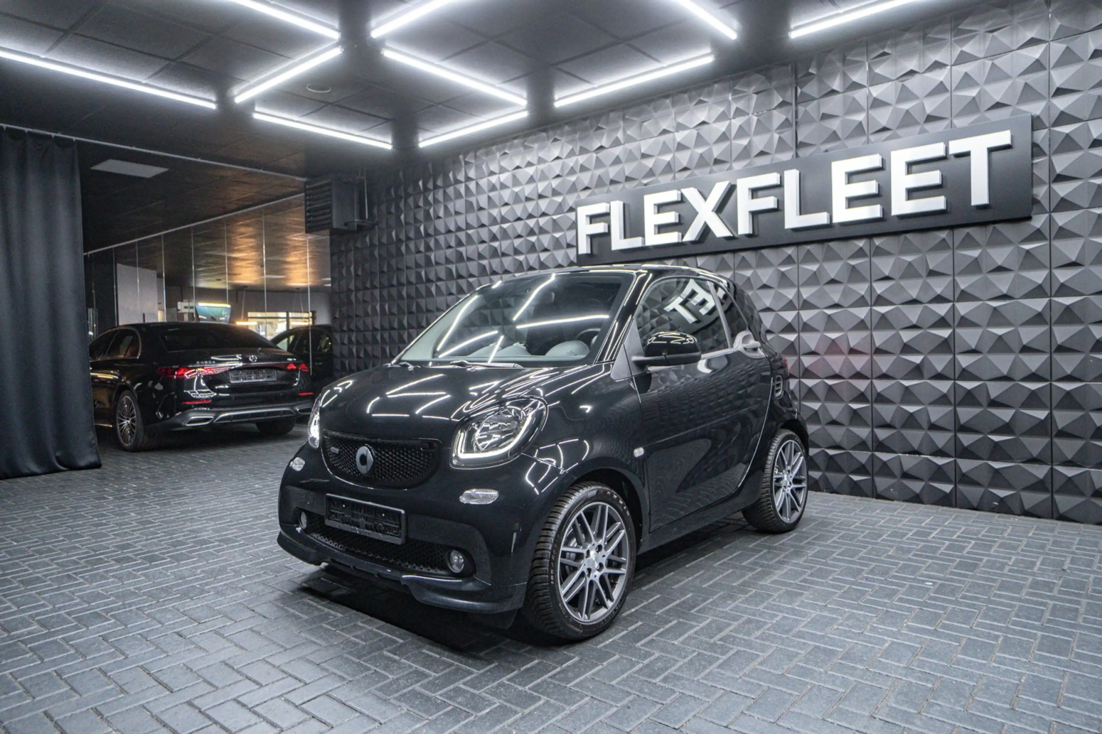 smart forTwo Brabus Xclusiv 1.Hand Klima Shz Komfort — photo 5