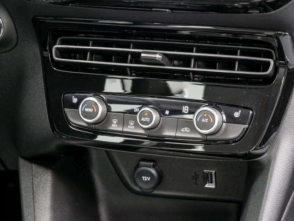 Opel Mokka E