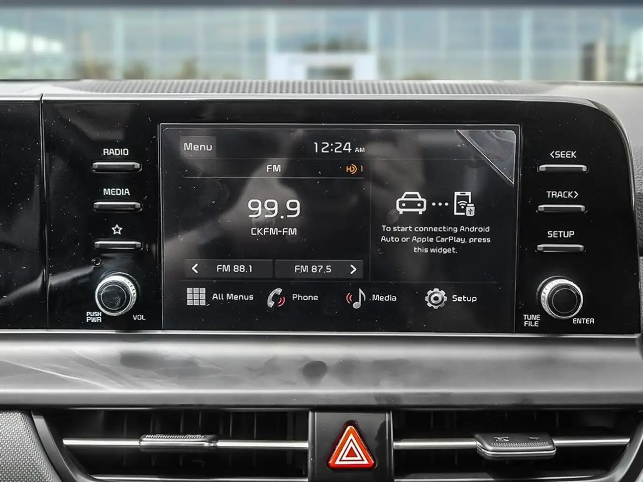 Kia Seltos снимка Kia Seltos