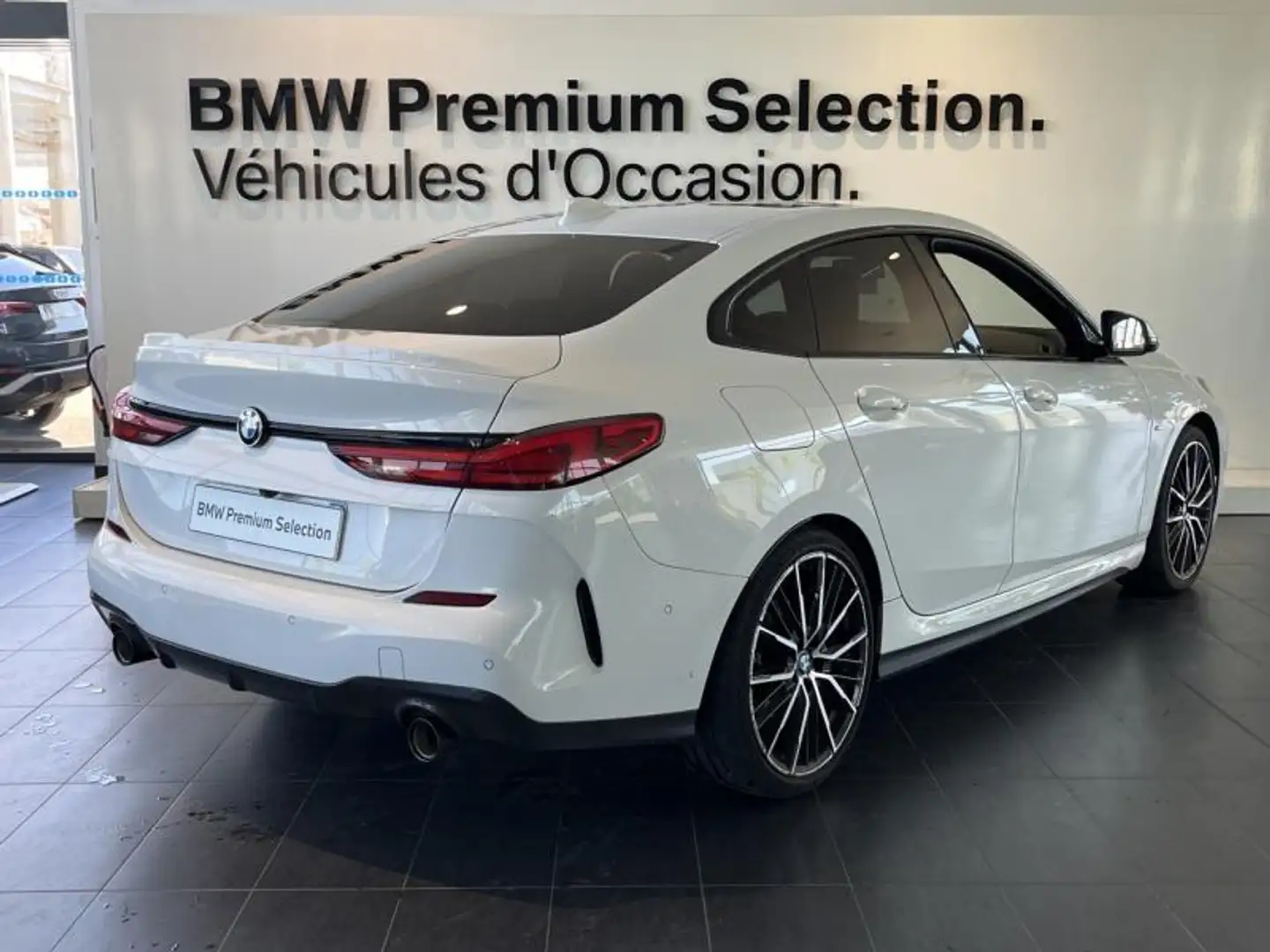 BMW 218 218dA 150ch M Sport BVA8 Blanc - 2