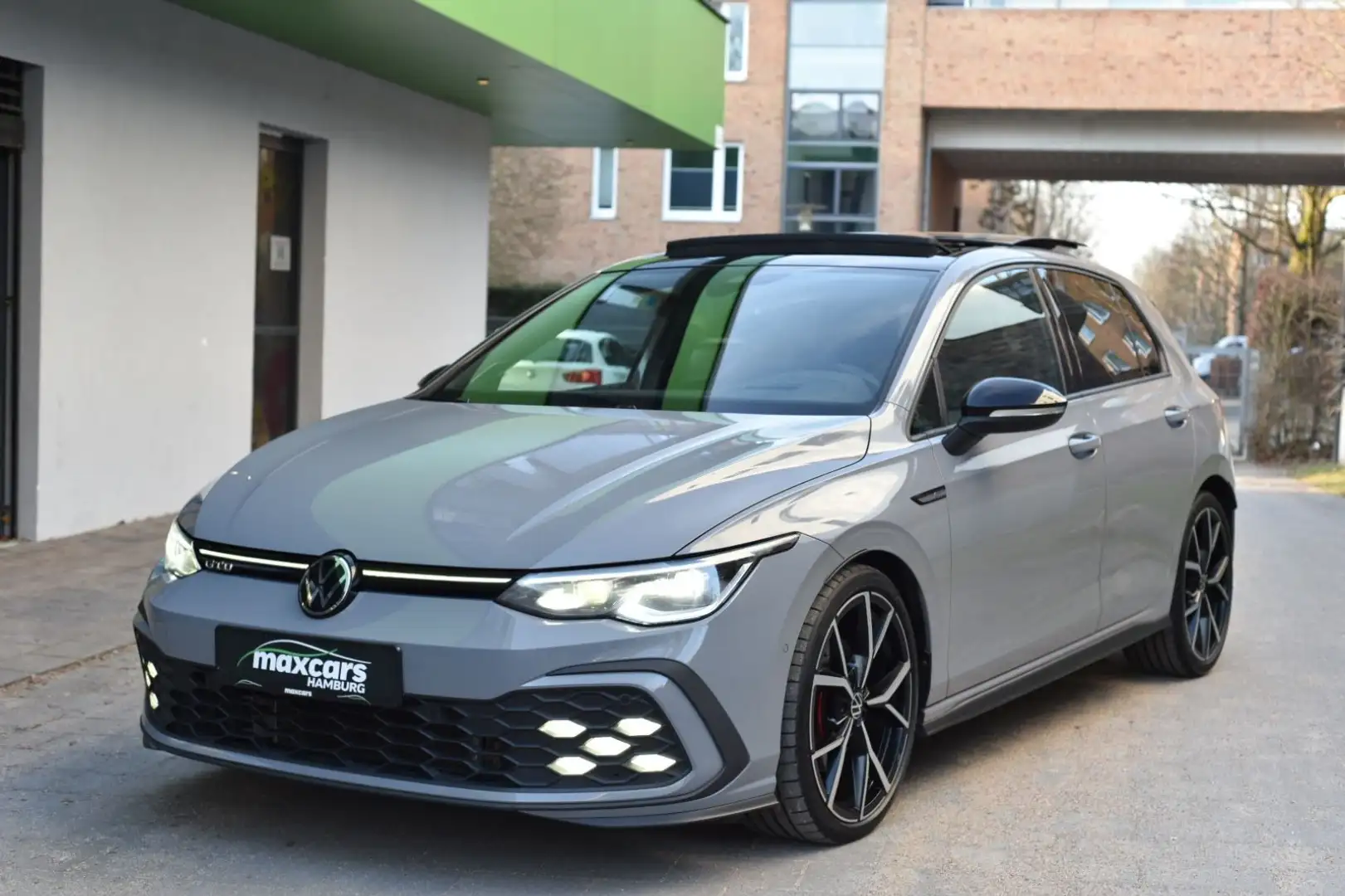 Volkswagen Golf GTD PANO 1 HAND HARMAN-KARDON KAMERA Grau - 2