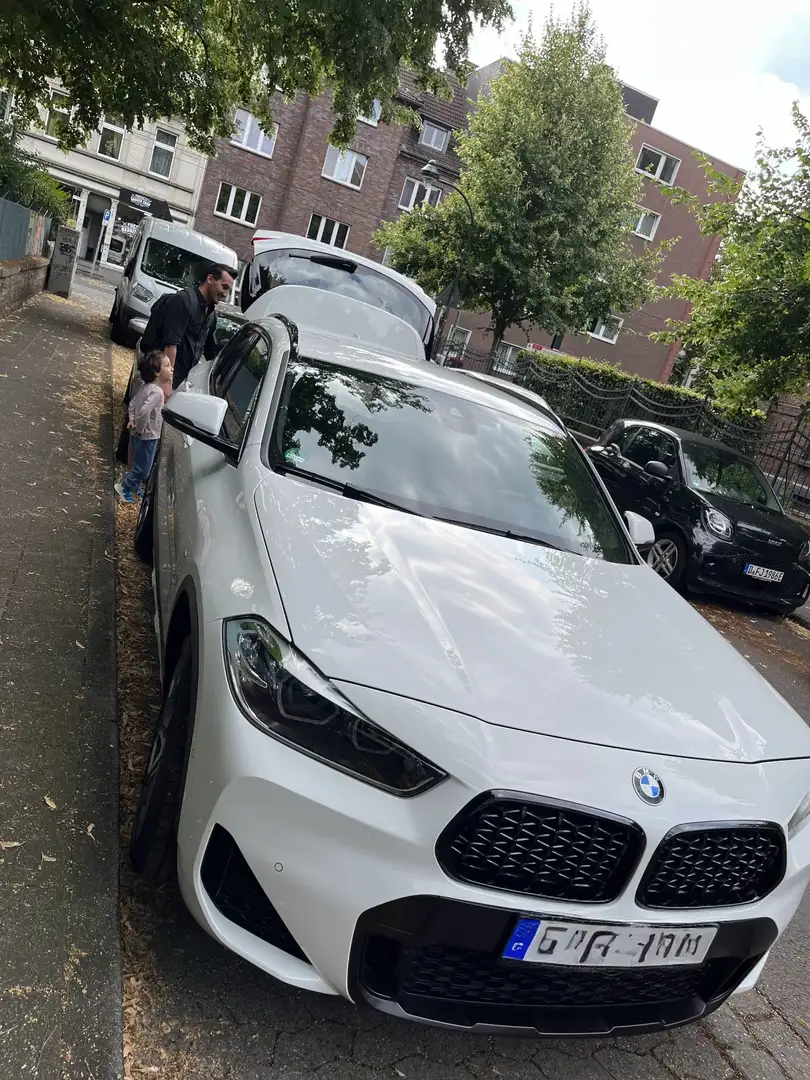 BMW X2 M sDrive20i Aut. Sport - 1
