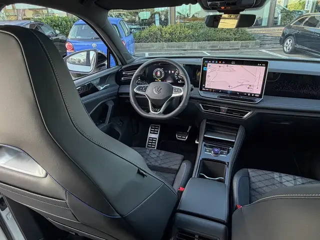 Volkswagen Tiguan view 16