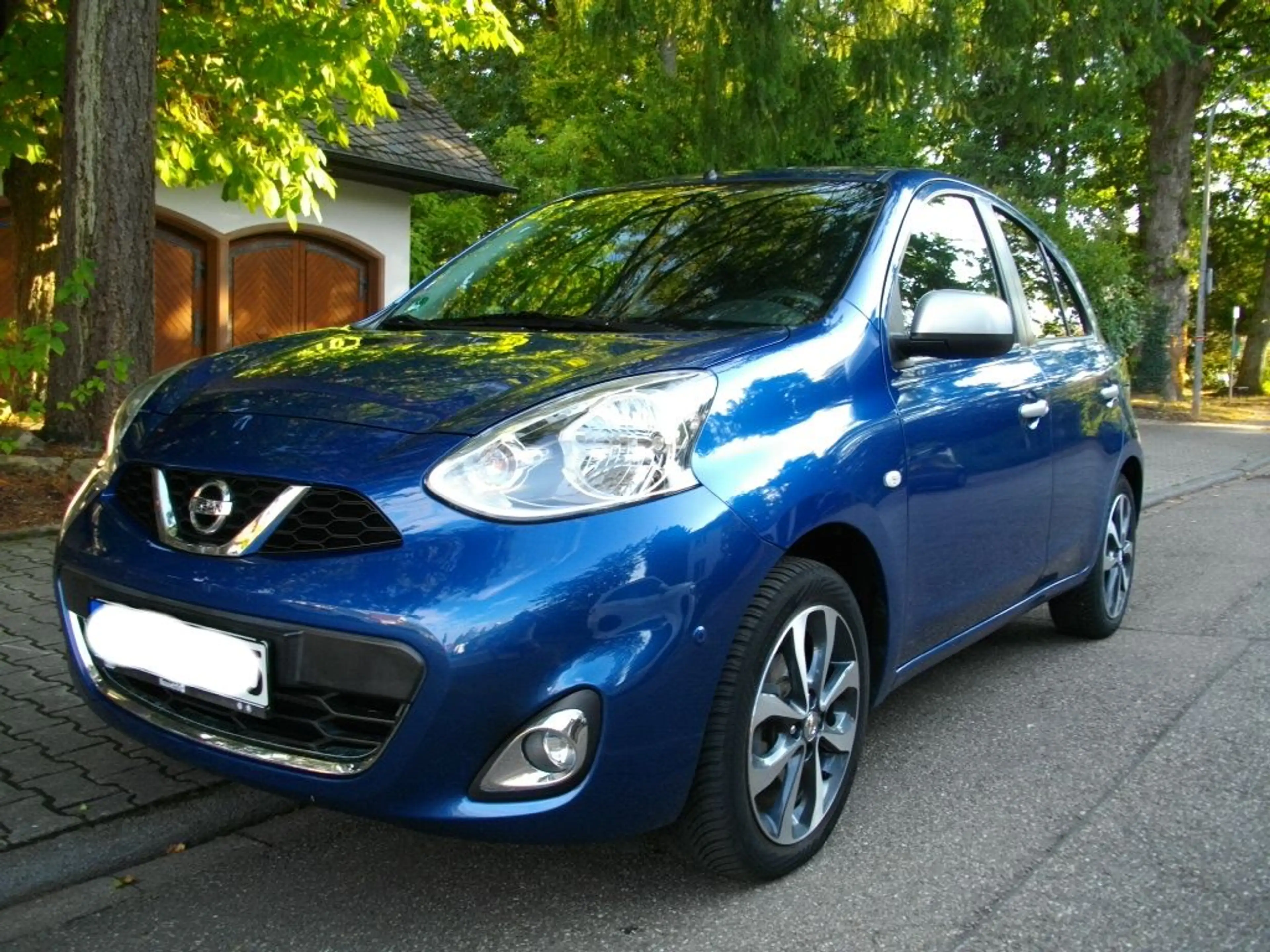 Nissan Micra CVT N-TEC*Automatik*Rentnerwagen in bildschönem Zustand* — photo 12
