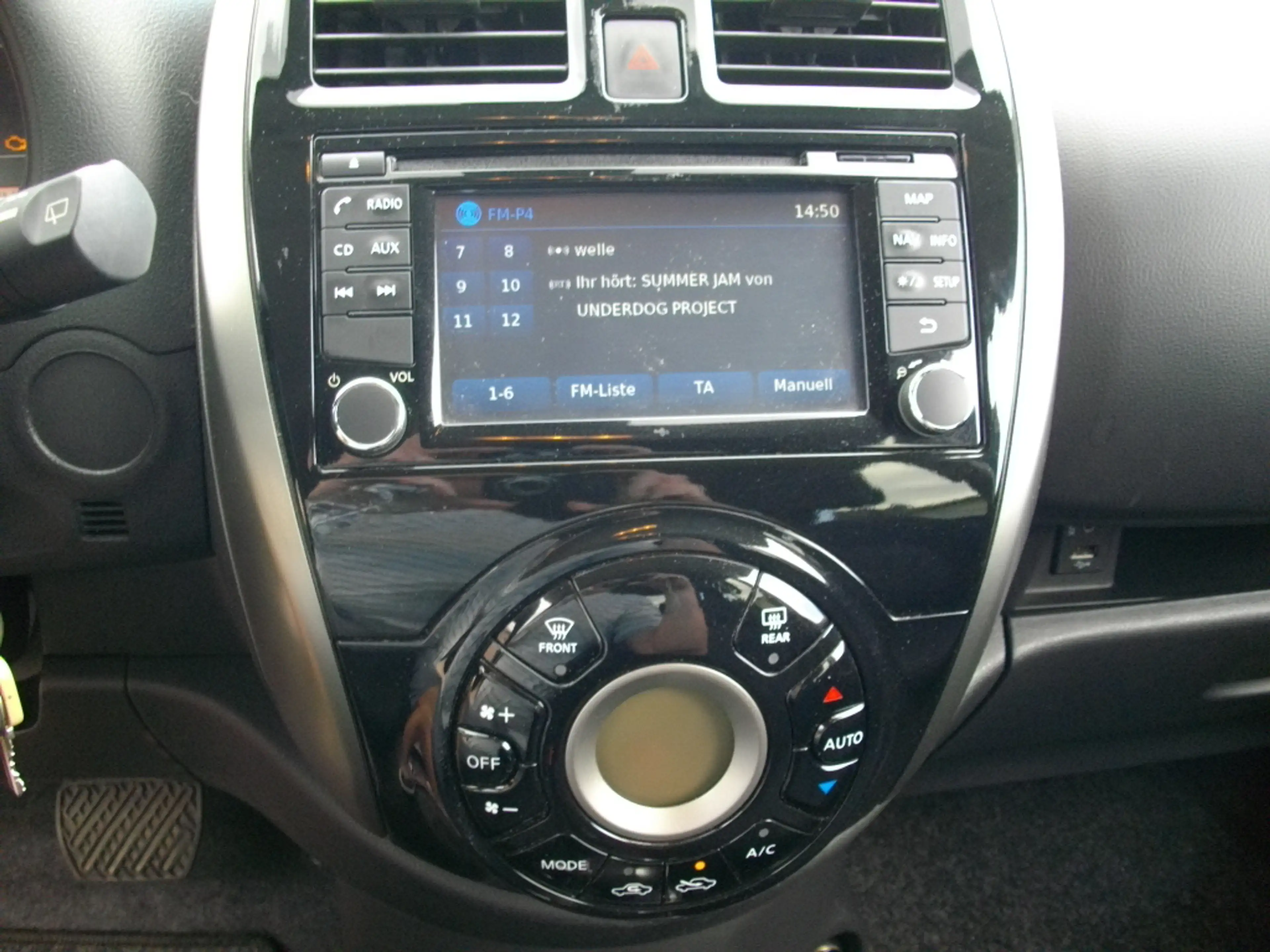 Nissan Micra CVT N-TEC*Automatik*Rentnerwagen in bildschönem Zustand* — photo 8