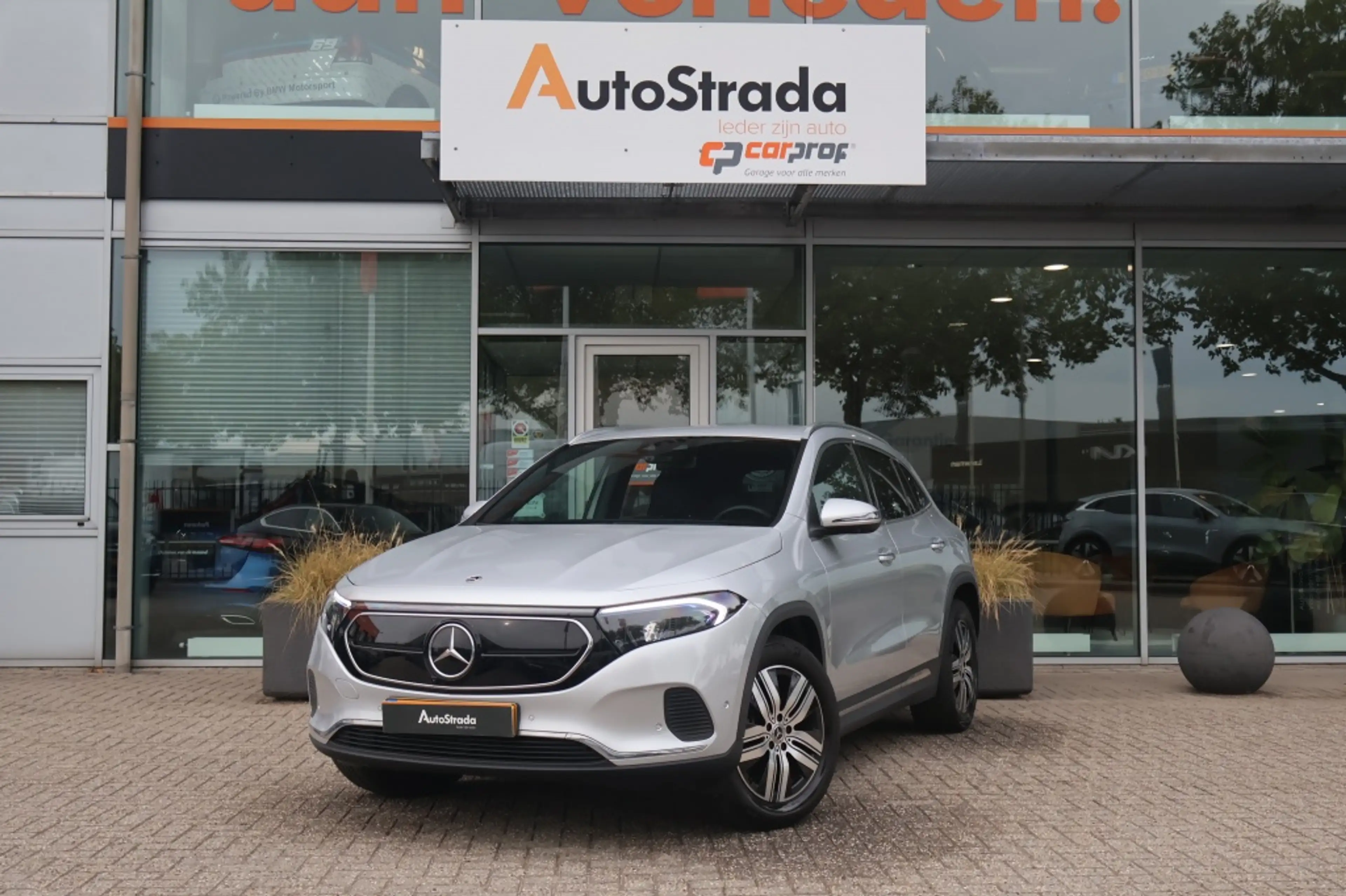 Mercedes-Benz EQA 250 250+ 190pk Luxury Line — photo 3
