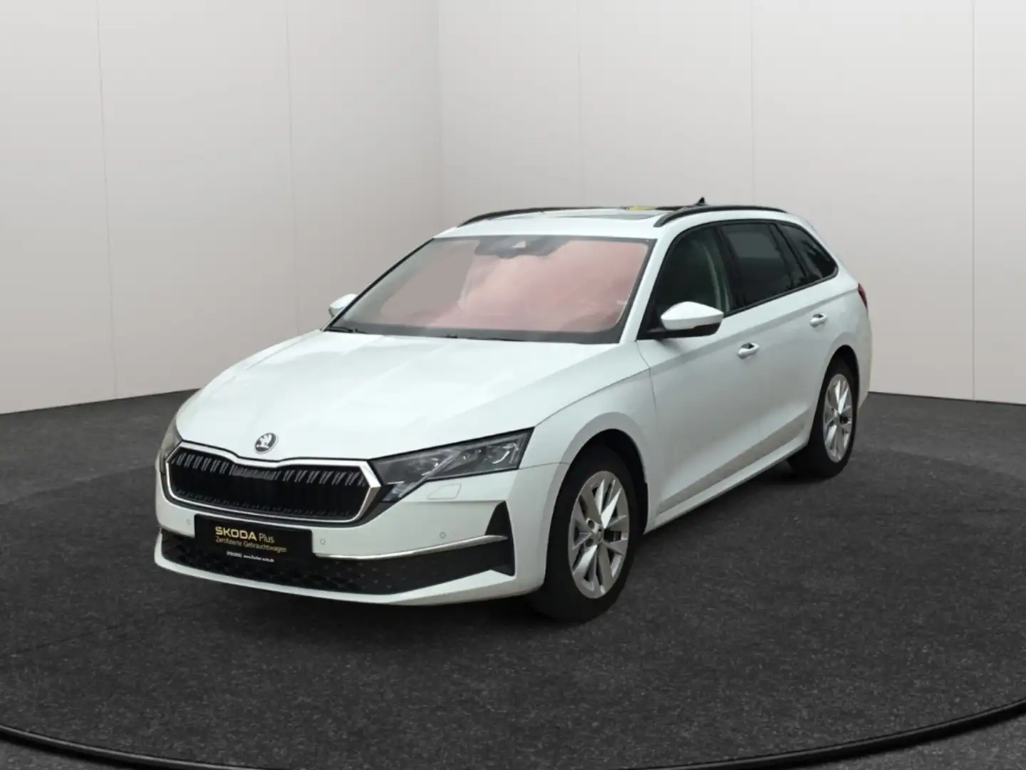 Skoda Octavia Combi 1.5 eTSI DSG Selection Matrix AHK Navi Rear Weiß - 1