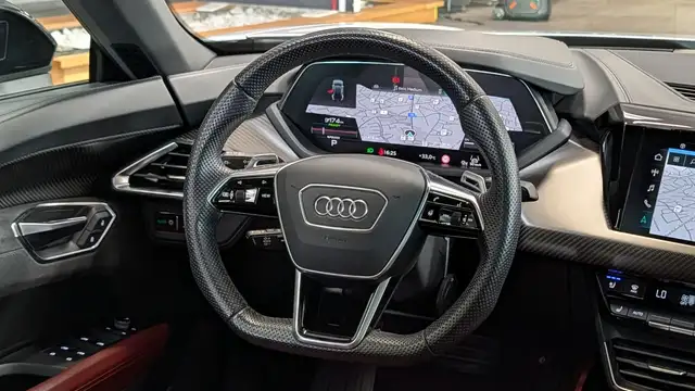 Audi e-tron GT view 13