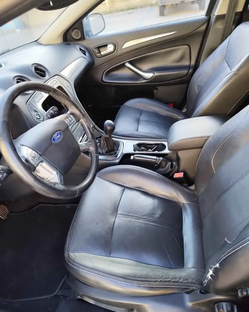 Ford Mondeo Mondeo III 2007 SW SW 2.0 + Gpl Grigio - 2