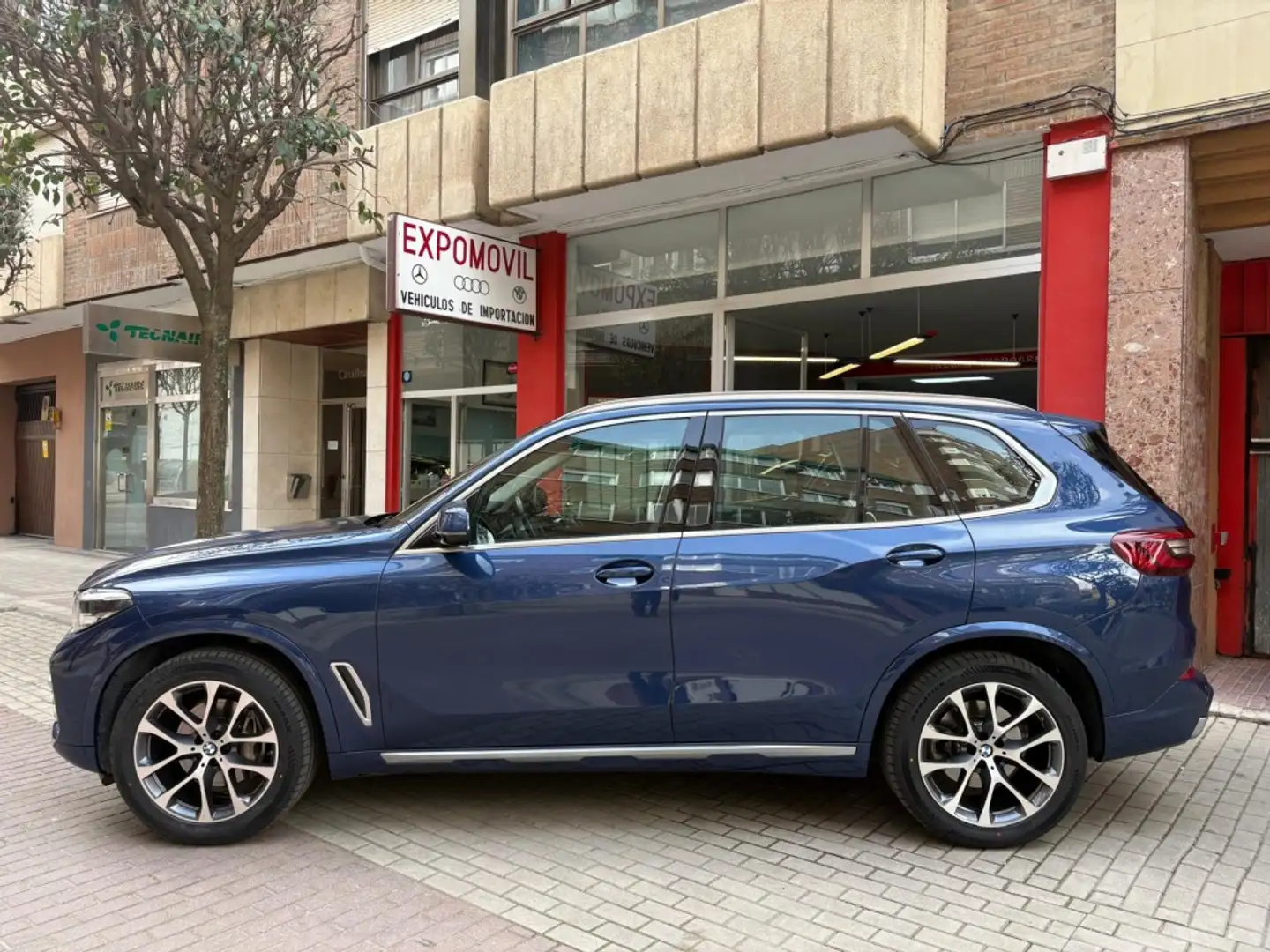 BMW X5 xDrive 30dA xLine Azul - 2