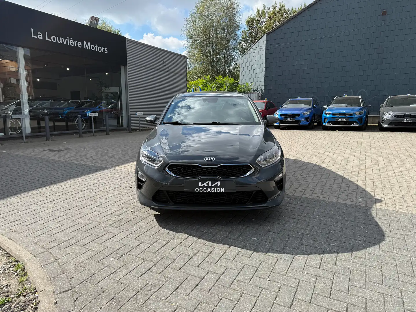 Kia Ceed / cee'd Ceed 1.0 T-GDi Navi Edition ISG*NAVI*CLIM*GARANTIE Gris - 2