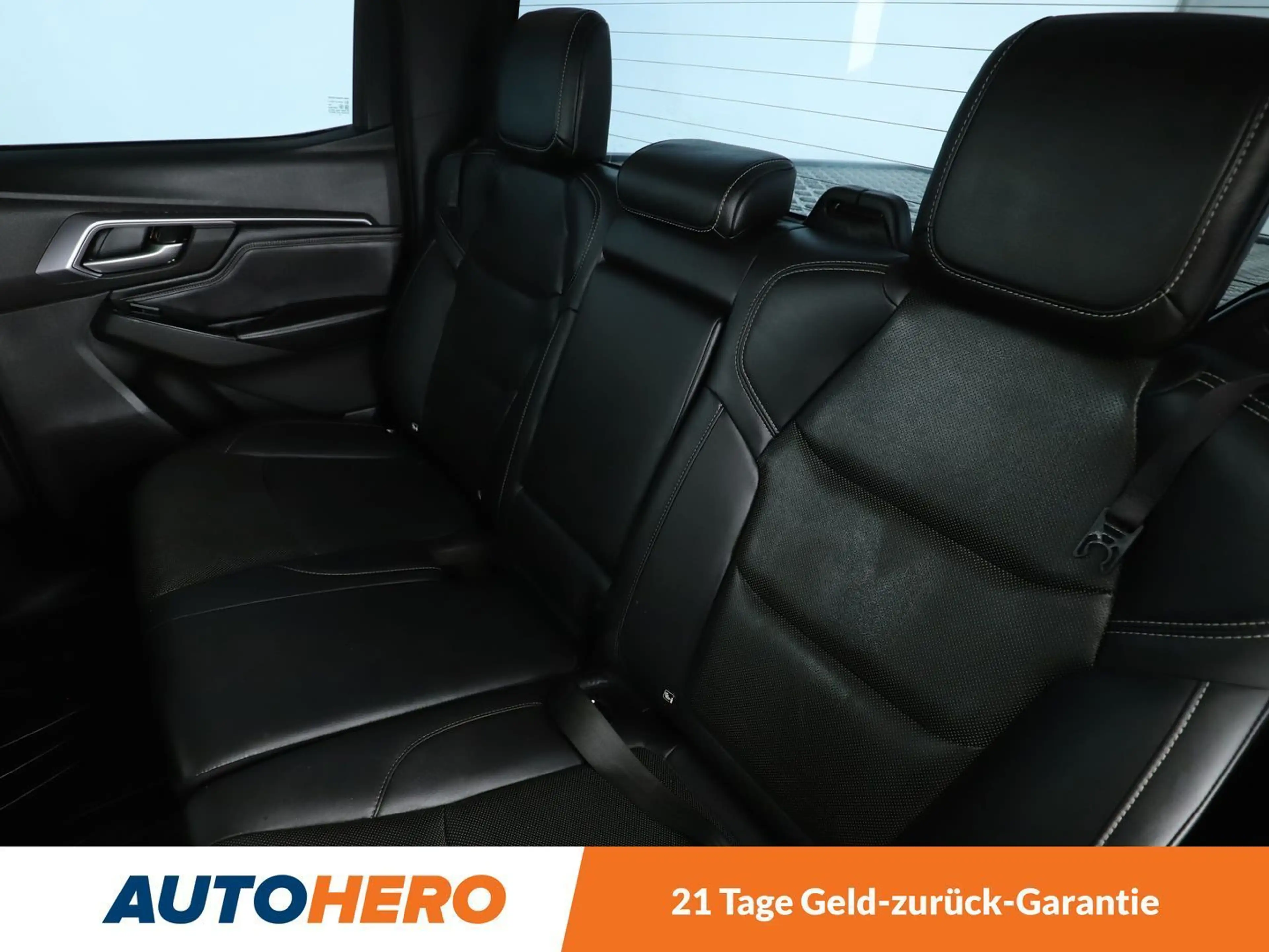 Isuzu D-Max 1.9 Turbodiesel Double Cab 4WD V-CROSS Aut.*CAM* — photo 14