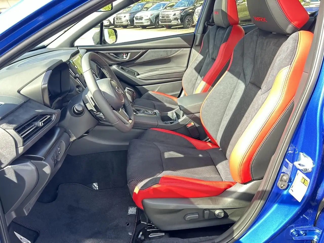 Subaru WRX снимка Subaru WRX