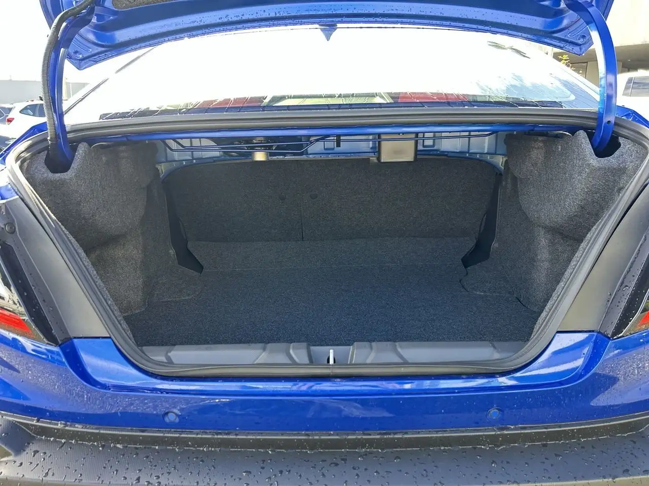 Subaru WRX снимка Subaru WRX