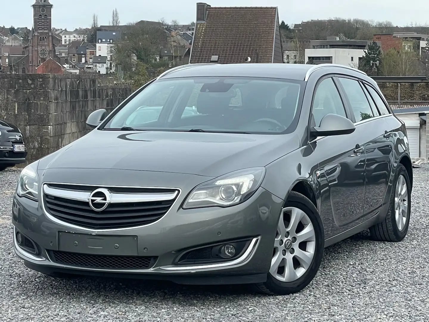 Opel Insignia 1.6 CDTi Euro6 - Navi - 1erMain Grijs - 1