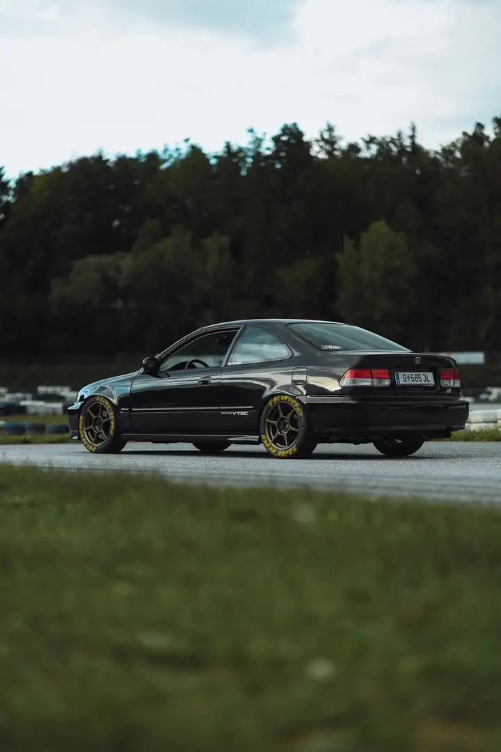 Honda Civic Coupe EM1 VTi Schwarz - 1