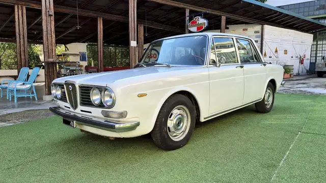Lancia Flavia 2000 i.e. Berlina – SUMMER PRICE