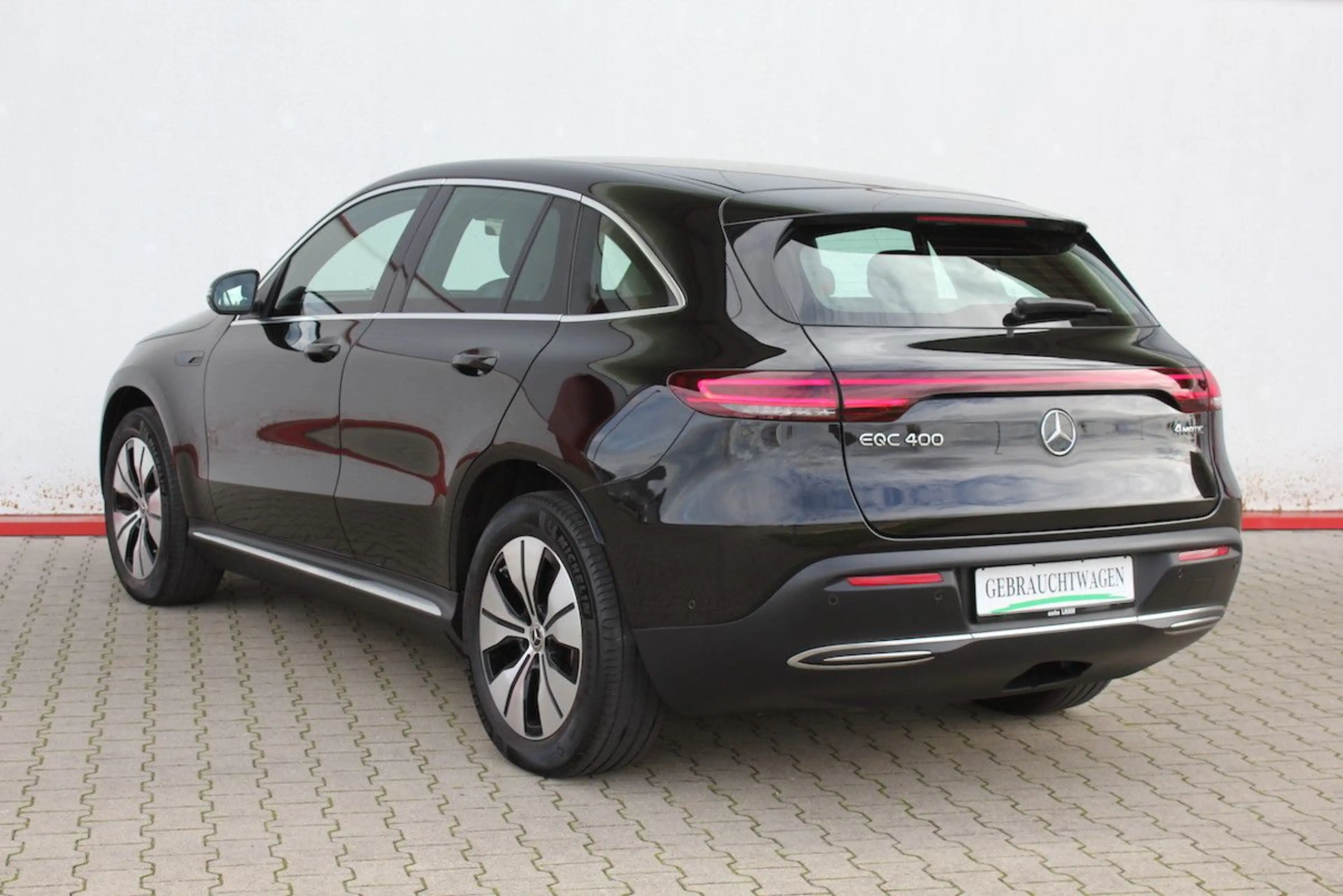 Mercedes-Benz EQC 400 400 4Matic SoH 94,7 % AHK ( 23.269.- € NETTO — photo 4