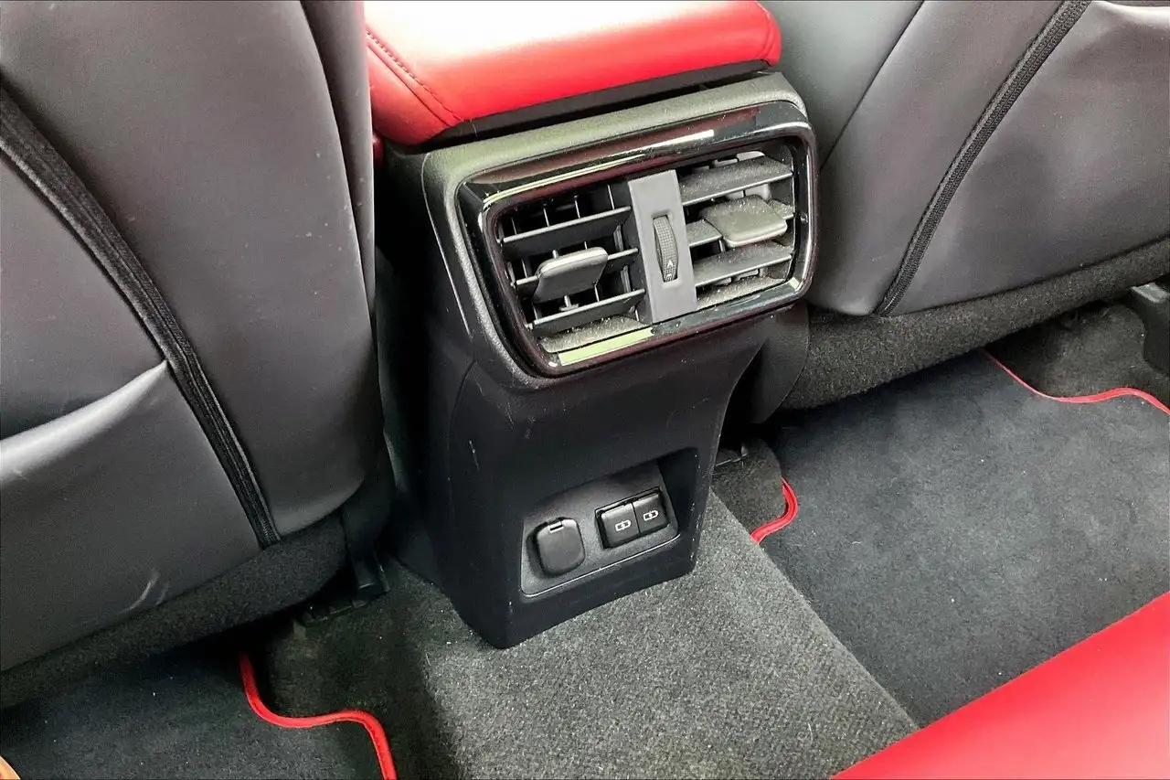 Lexus NX снимка Lexus NX