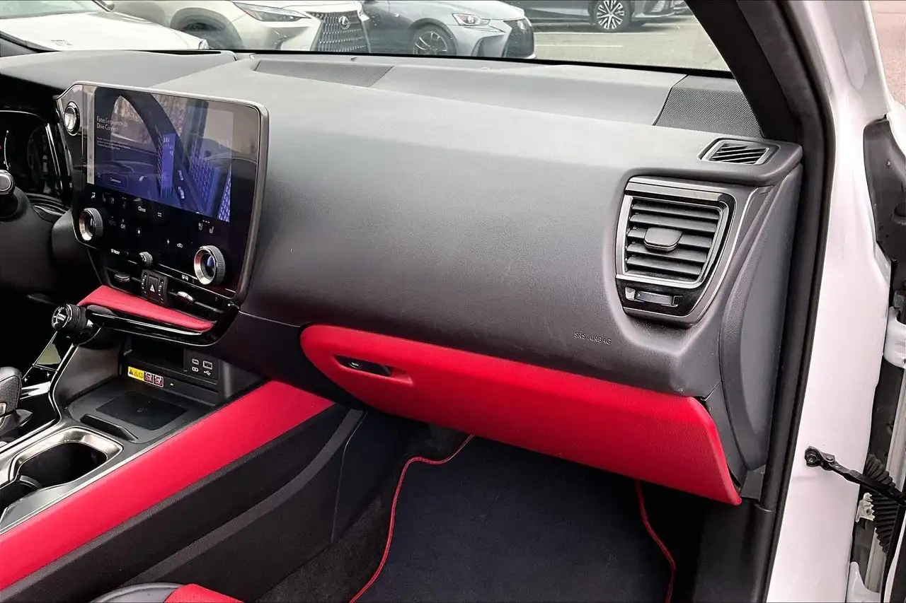 Lexus NX снимка Lexus NX