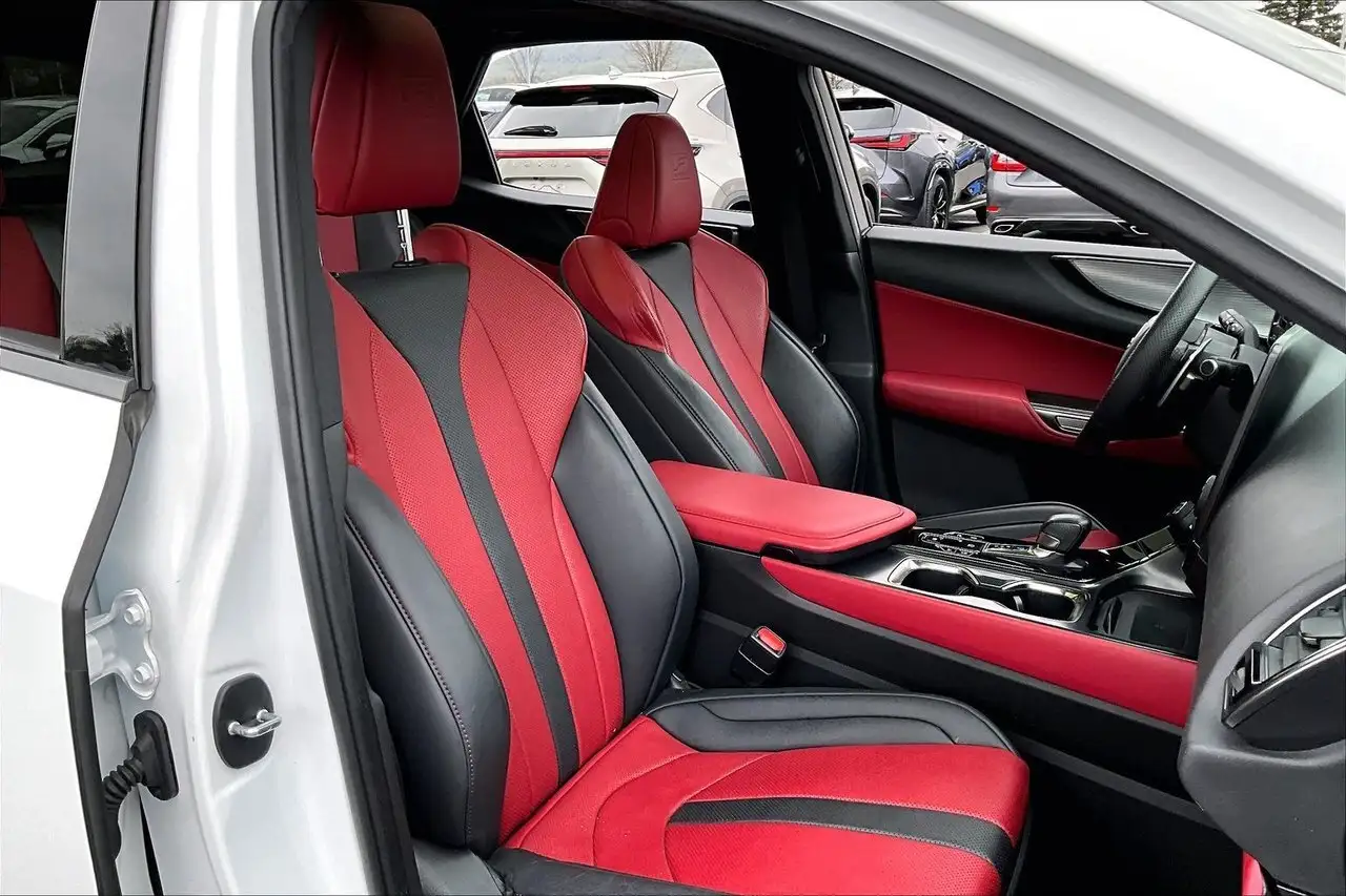 Lexus NX снимка Lexus NX