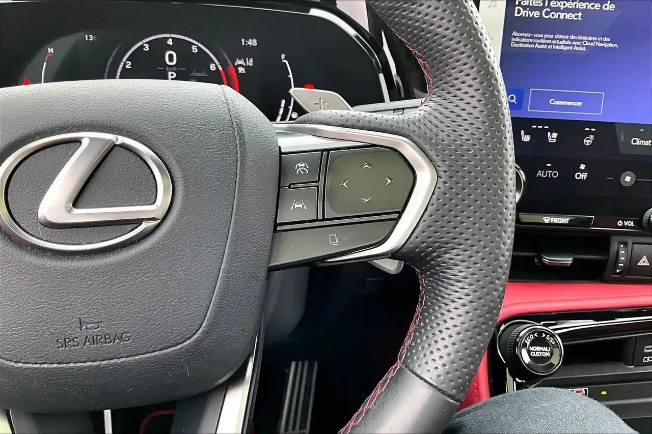 Lexus NX снимка Lexus NX