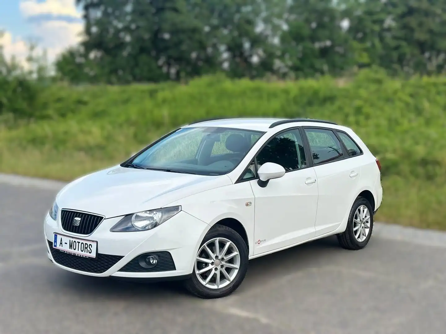 SEAT Ibiza Ibiza ST Reference 1,2 Reference Weiß - 2