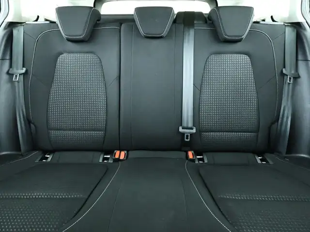 Ford Focus view 15