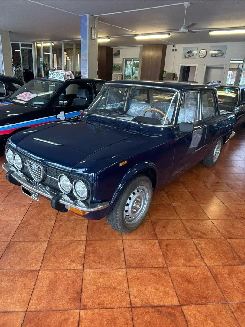 Alfa Romeo Giulia Blau - 1