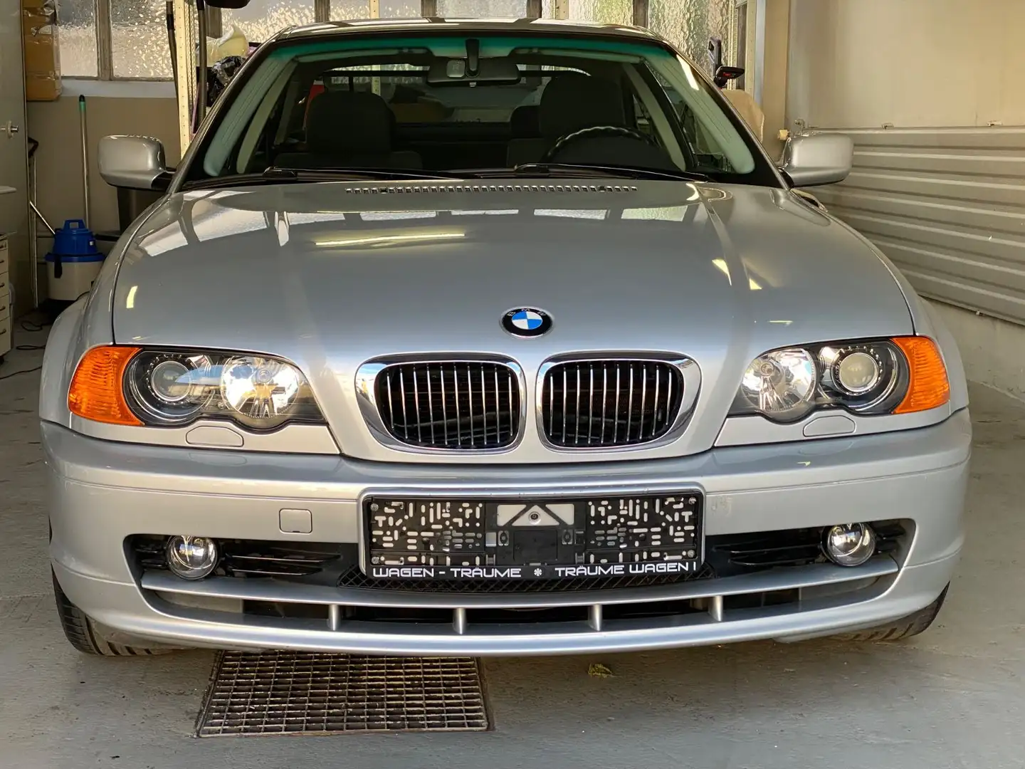 BMW 320 Ci - 1.Hand - Topausstattung / Topgepflegt Silber - 2