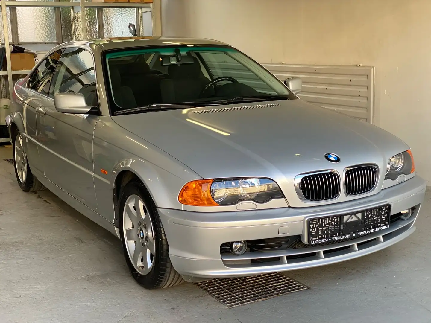 BMW 320 Ci - 1.Hand - Topausstattung / Topgepflegt Silber - 1