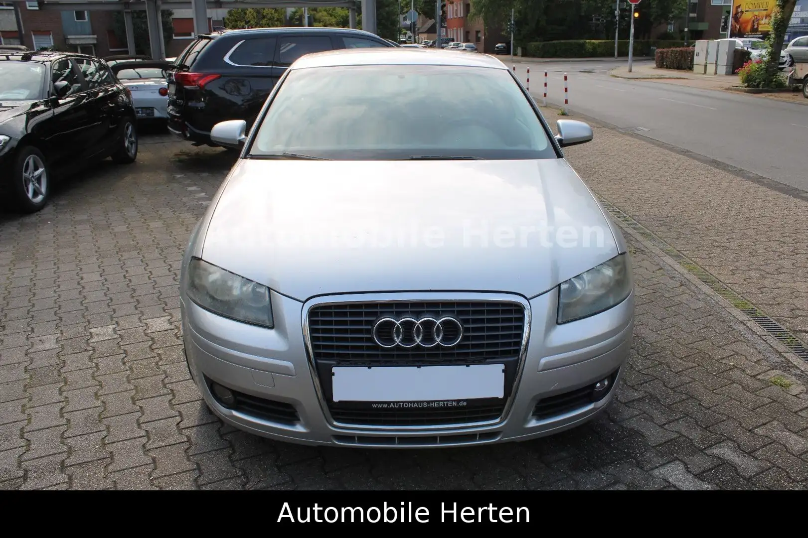 Audi A3 2.0 TDI Ambition*3-TÜRIG*KLIMATRONIC*ALU* Argent - 2