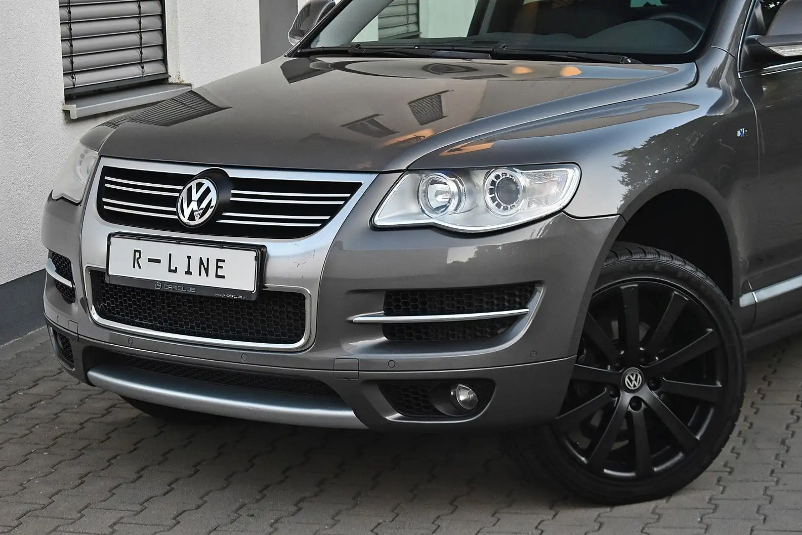 Volkswagen Touareg 3.0 V6 TDI R-Line! Navi! Leder! 20Zoll!* Braun - 1