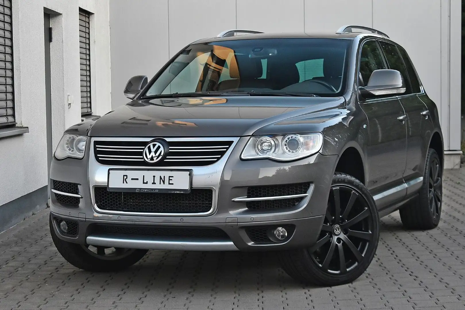 Volkswagen Touareg 3.0 V6 TDI R-Line! Navi! Leder! 20Zoll!* Braun - 2