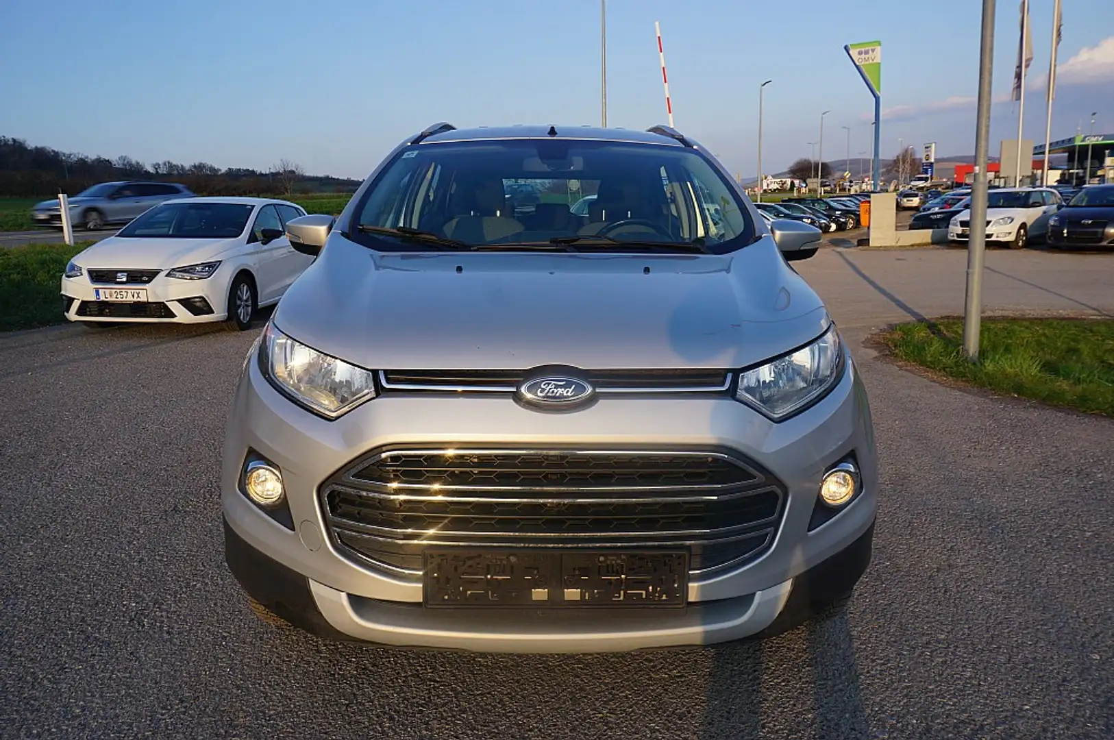 Ford EcoSport 1,0 EcoBoost Titanium Stříbrná - 1