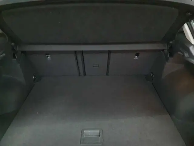 Volkswagen T-Roc view 15