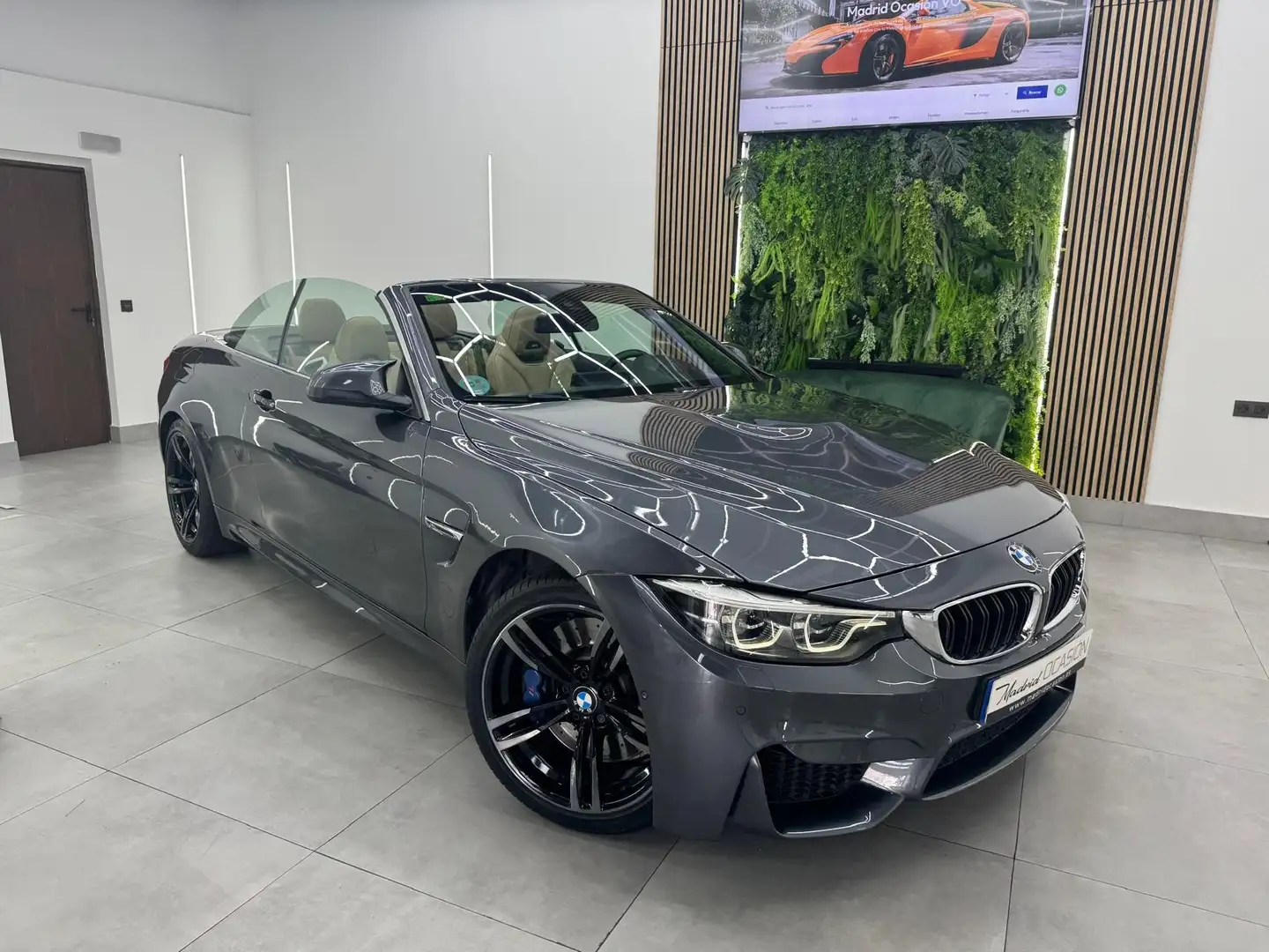BMW M4 M4A Gris - 2