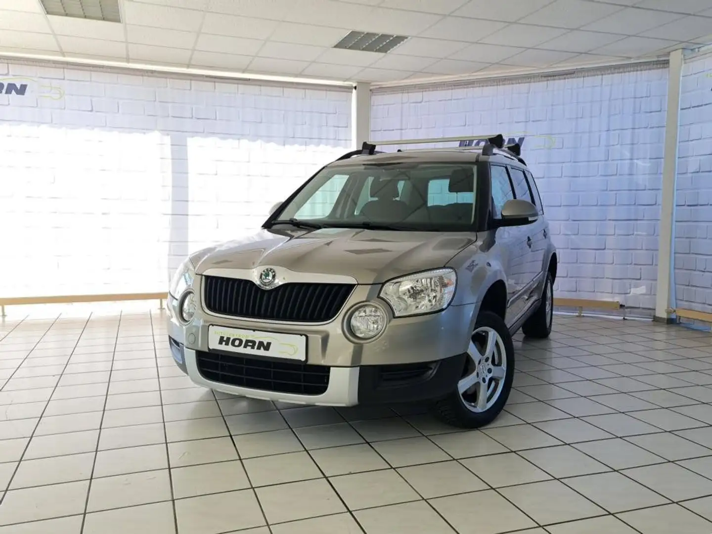 Skoda Yeti Ambition Plus Edition, unfallfrei, AHK, Pano, LMF - 1
