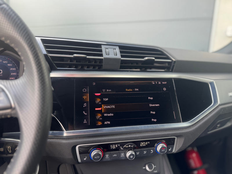 Audi Q3 Q3 Sportback 35 TDi S tronic / 2019 / 129 000km / — photo 14
