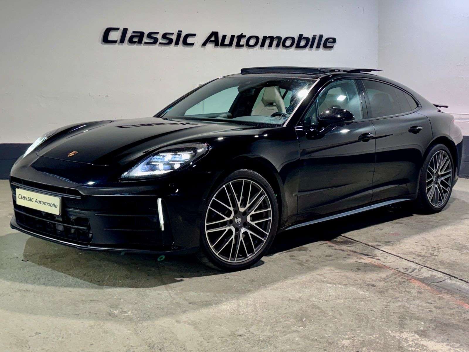 Second hand Porsche Panamera 