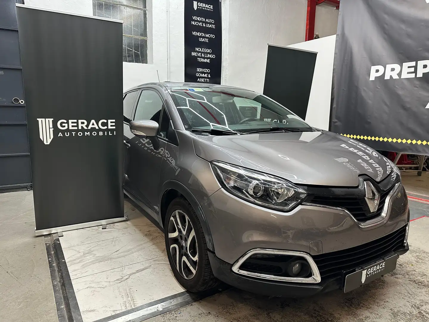 Renault Captur Captur I 2013 1.5 dci energy R-Link 90cv edc Grigio - 2