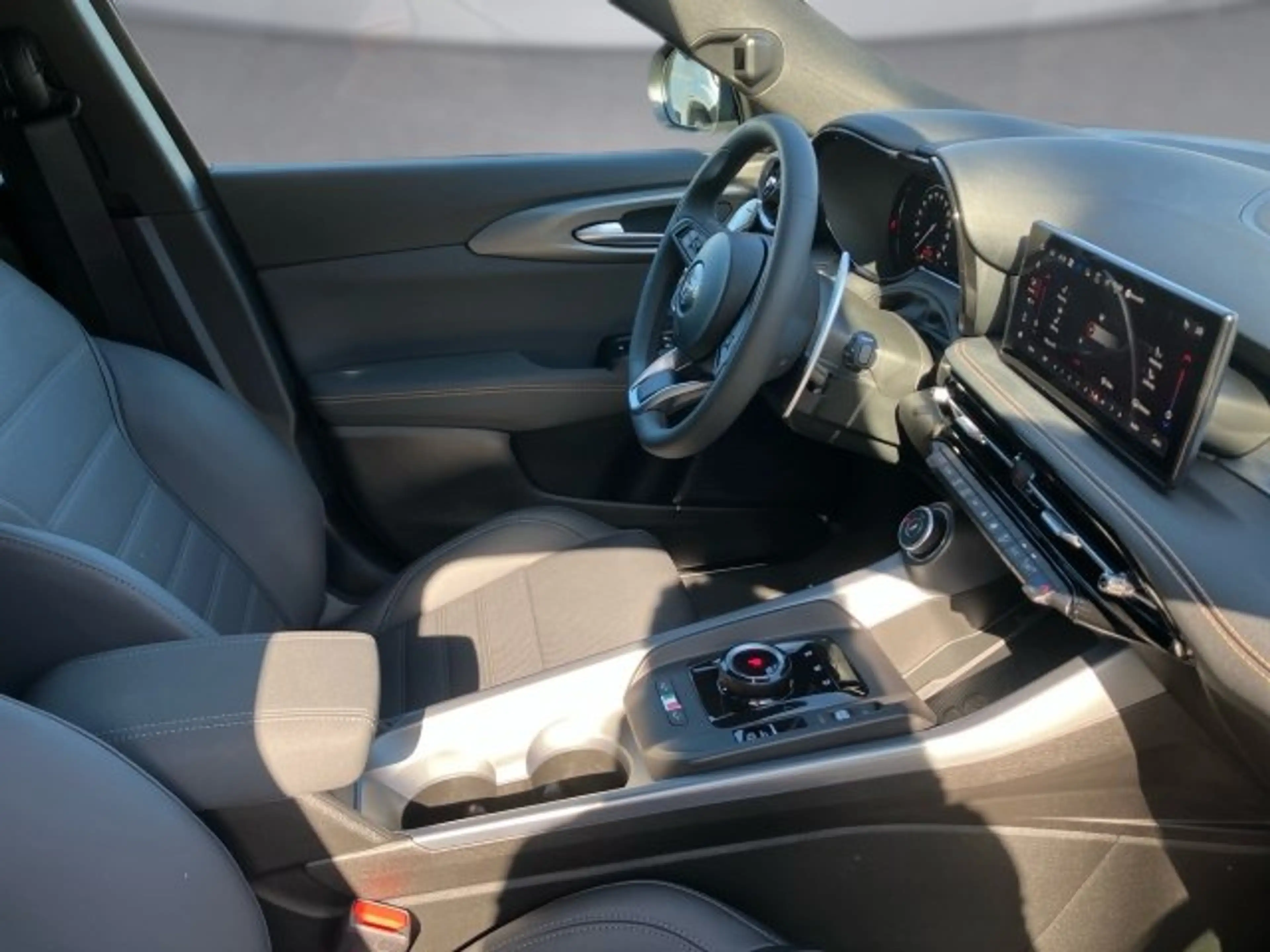 Alfa Romeo Tonale Ibrida 1.5 175PS FWD TI — photo 11