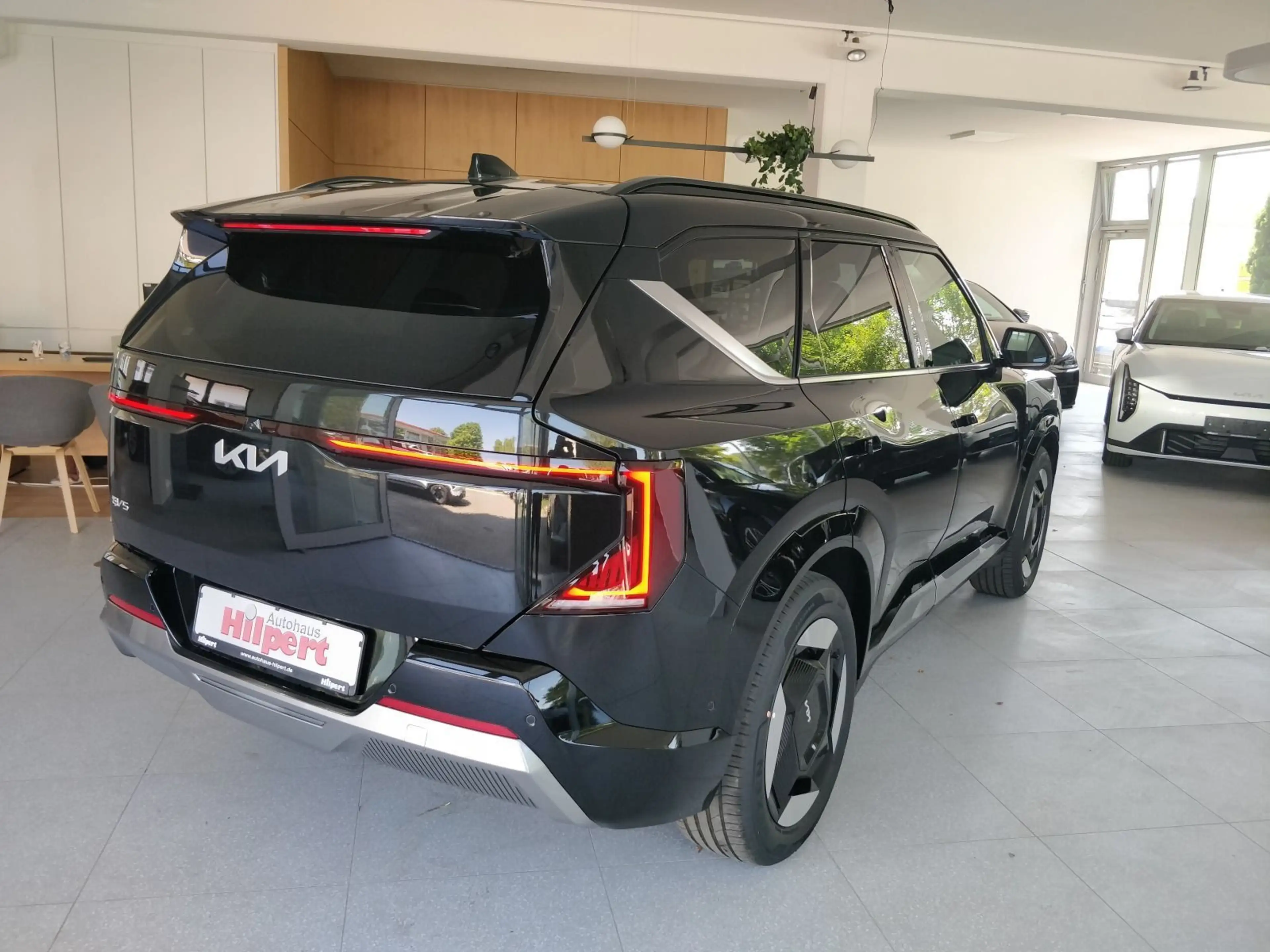 Kia EV5 Earth 218PS WÄRME ACC 360 NAVI 19"ALU LKHZ K — photo 4