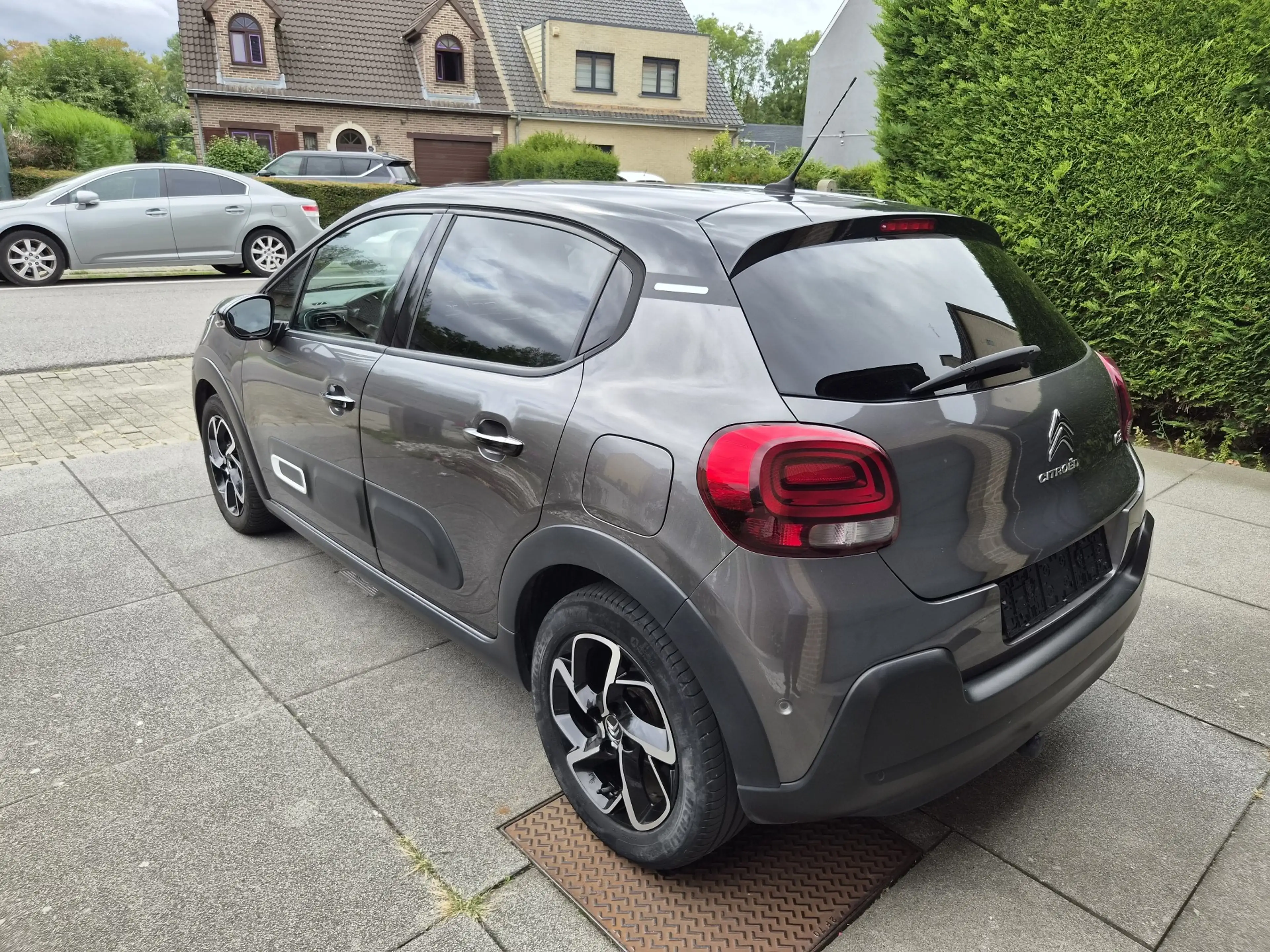 Citroen C3 1.2 Shine S / CAMERA / CARPLAY / NAVI / *TOP DEAL* — photo 4