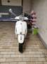 Vespa 125 Blanc - thumbnail 2