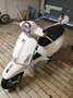 Vespa 125 Blanc - thumbnail 4