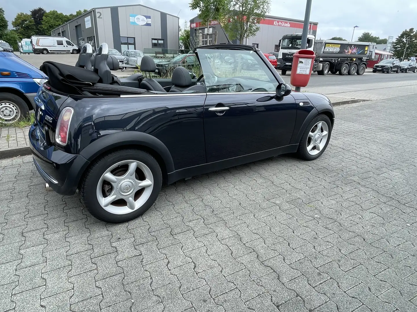 MINI Cooper Cabrio voll Leder - 2